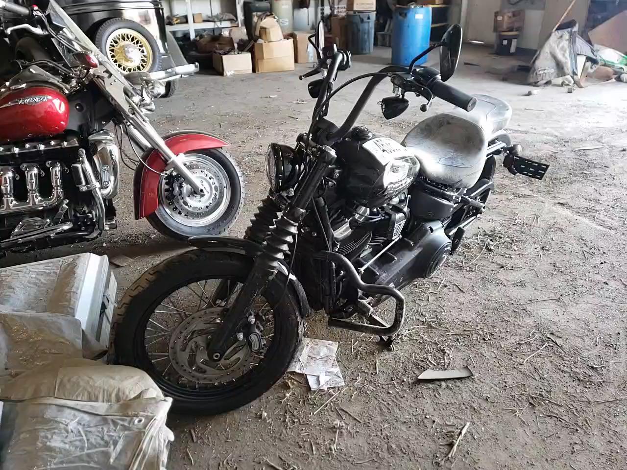 2018 HARLEY-DAVIDSON FXBB STREE 1HD1YJJ11JC083270