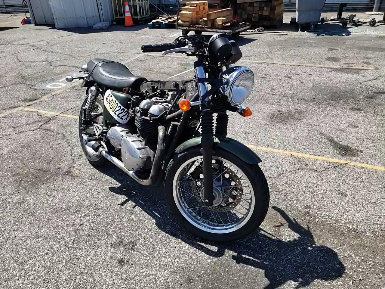 2016 TRIUMPH MOTORCYCLE THRUXTON SMT920K13GT724010