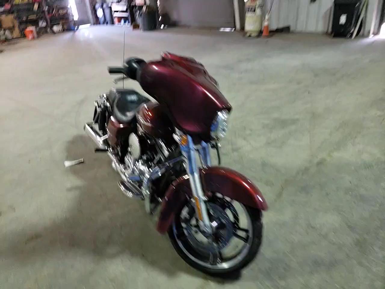 2009 HARLEY-DAVIDSON FLHX 1HD1KB4179Y641219