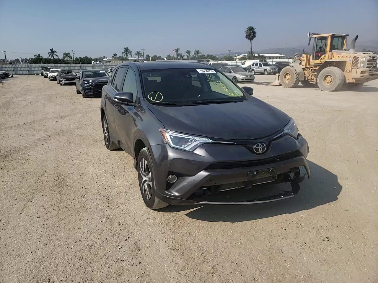 2018 TOYOTA RAV4 ADVEN JTMWFREV5JJ725705