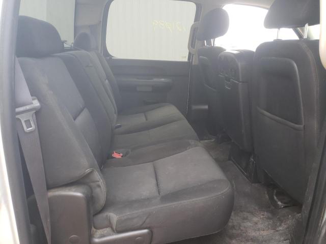 1GT120CG2EF178553 GMC Sierra K2500 Sle