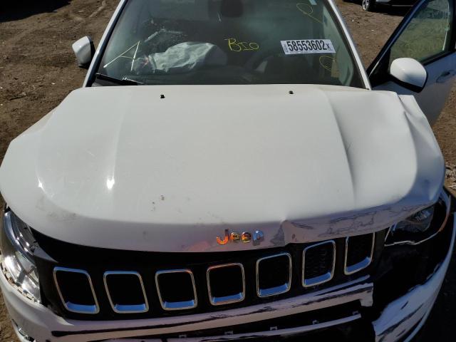 3C4NJDBB3JT366130 Jeep Compass Latitude