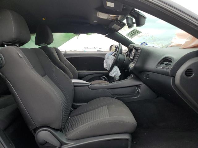 2C3CDZAG1KH686909 Dodge Challenger Sxt