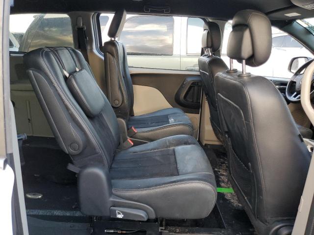 2C4RDGCG5JR209268 Dodge Grand Caravan Sxt