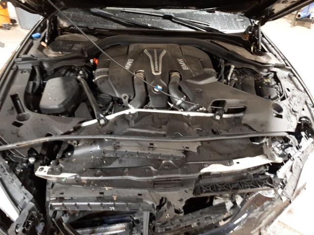 WBAJB9C56JG463633 BMW M550xi