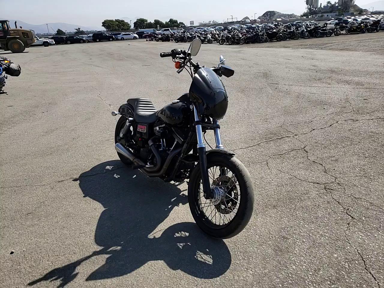 2014 HARLEY-DAVIDSON FXDB DYNA 1HD1GXM3XEC323621