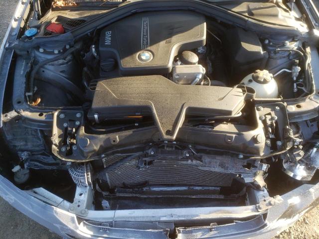 WBA8E5G32HNU43277 BMW 320 XI