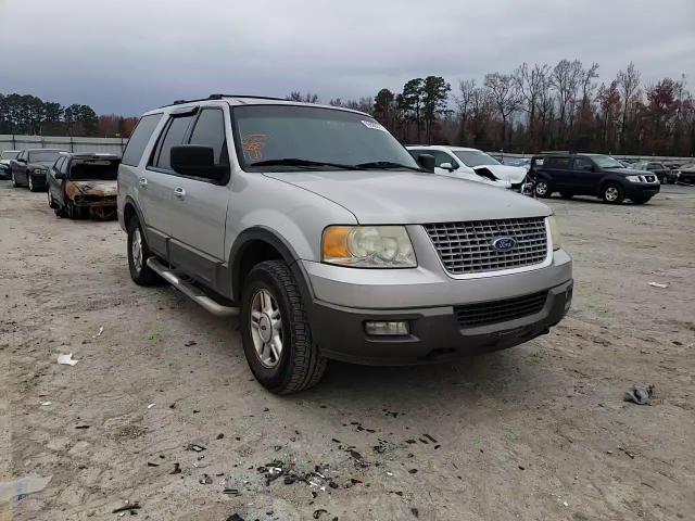 2004 Ford Expedition Xlt VIN: 1FMPU16L54LA94175 Lot: 49168504