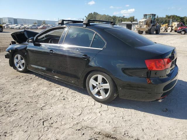 3VW3L7AJ4EM298221 Volkswagen JETTA TDI