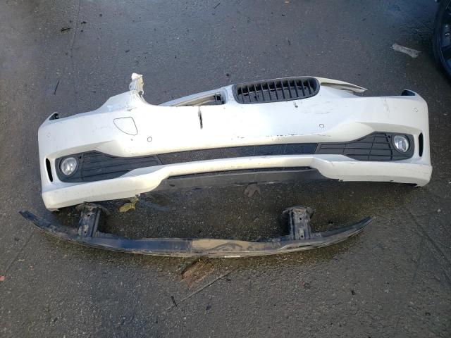 WBA3C3G54FNT50909 BMW 320 I Xdrive