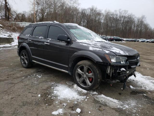 3C4PDCGG1FT699268 Dodge Journey Crossroad