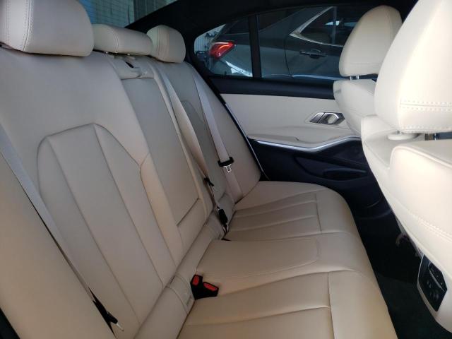 WBA5R1C54KFH18255 BMW 330I