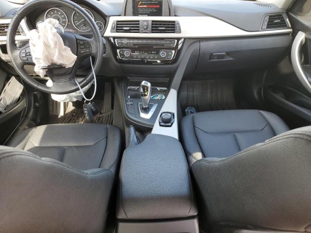 WBA8A3C5XJA489329 BMW 320 XI