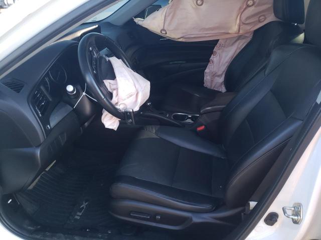 19UDE2F79GA025777 Acura Ilx Premium Tech