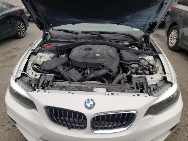 WBA2M9C32HV985579 BMW 230xi