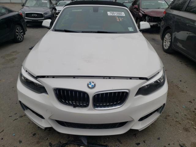 WBA2M9C32HV985579 BMW 230xi