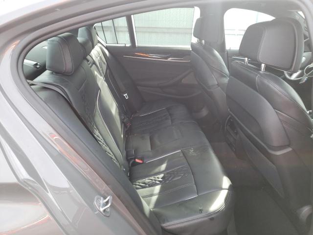 WBA13BK07MCF05638 BMW M550xi