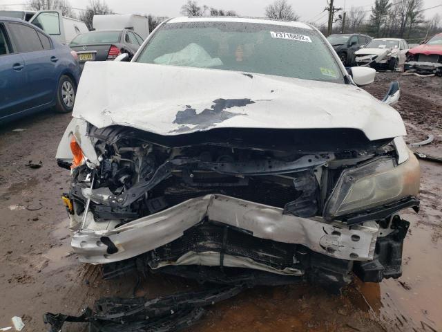 19VDE1F73EE007495 Acura Ilx 20 Tech