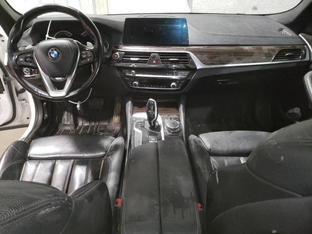 WBAJA7C3XHG457818 BMW 530 XI