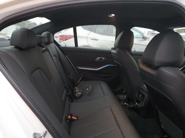 WBA5R7C09LFH45749 BMW 330XI
