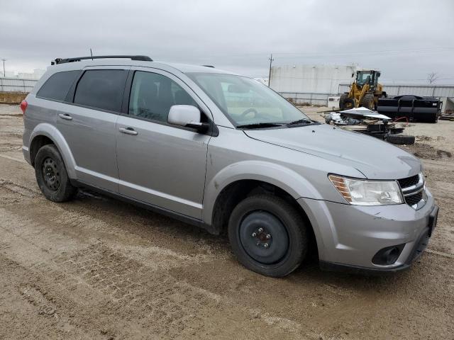 3C4PDCBB9KT758802 Dodge JOURNEY SE