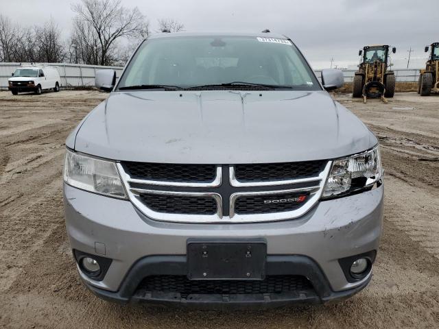 3C4PDCBB9KT758802 Dodge JOURNEY SE