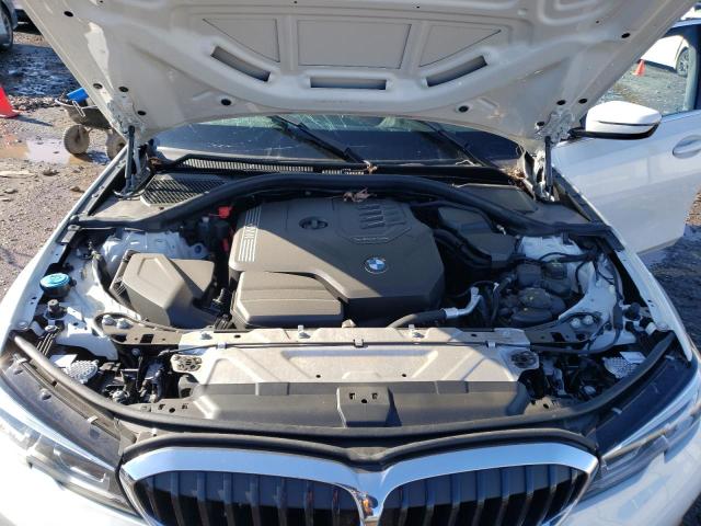 3MW5R7J04N8C36860 BMW 330XI