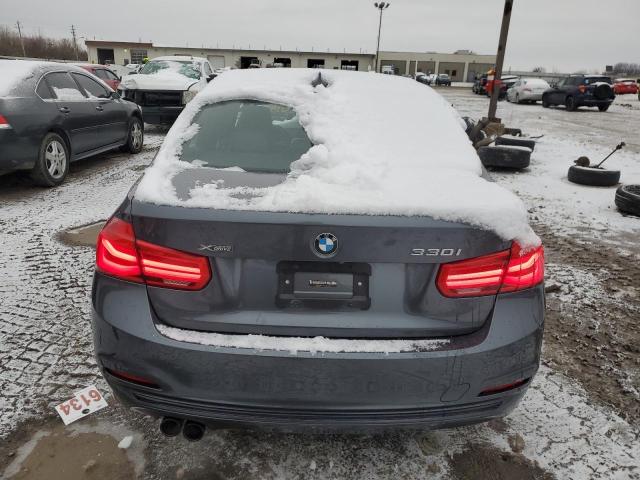 WBA8D9G58JNU71814 BMW 330 XI
