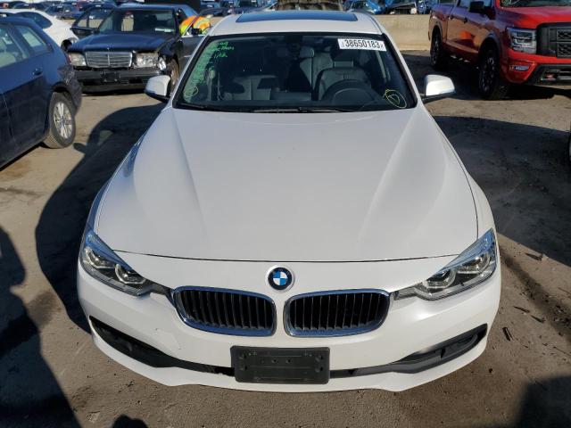 WBA8E5G58JNU45803 BMW 320 XI