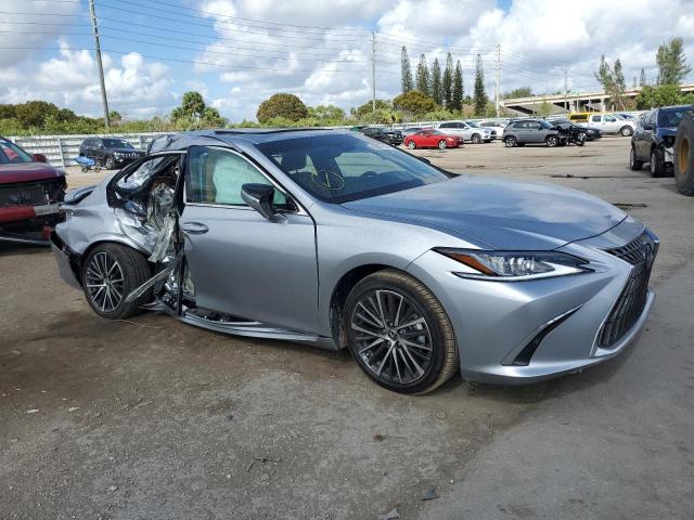 58ADA1C17NU024082 Lexus Es 300h Base