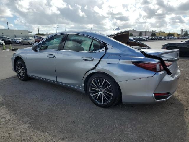58ADA1C17NU024082 Lexus Es 300h Base