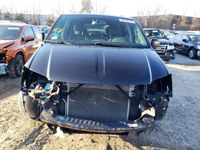 2C4RDGCG9JR268002 Dodge Grand Caravan Sxt