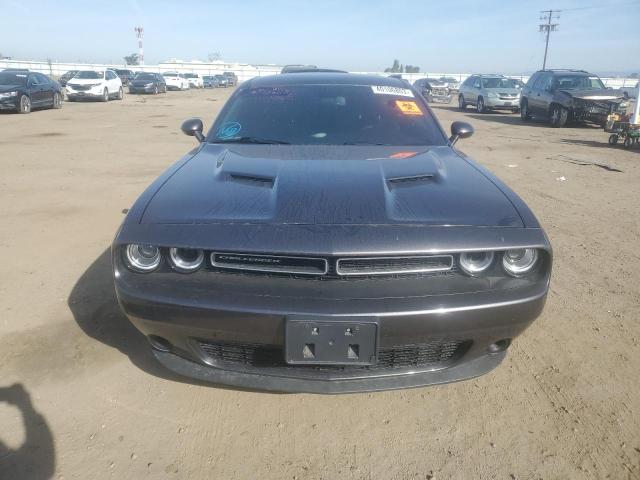 2C3CDZAG8JH199947 Dodge Challenger Sxt