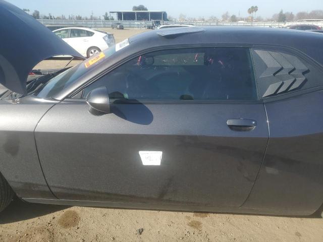 2C3CDZAG8JH199947 Dodge Challenger Sxt