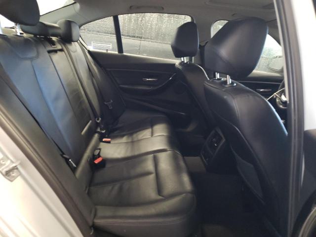 WBA3B9G59ENR91025 BMW 335 XI