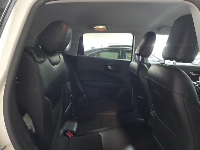 3C4NJDBB7JT259016 Jeep Compass Latitude