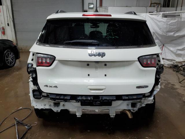 3C4NJDBB7JT259016 Jeep Compass Latitude