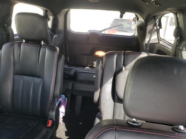 2C4RDGEG2JR221309 Dodge Grand Caravan Gt