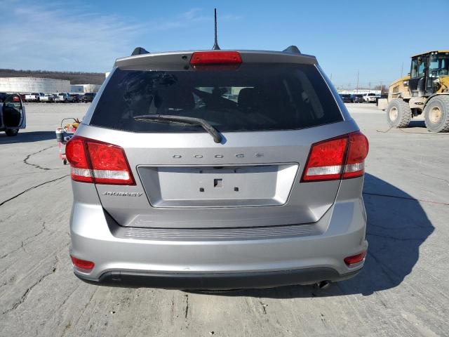 3C4PDCBB4KT834961 Dodge JOURNEY SE