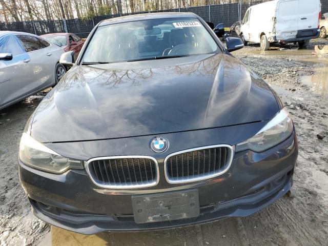 WBA8E5G34HNU43975 BMW 320 XI