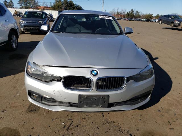 WBA8E5G39HNU43258 BMW 320 XI
