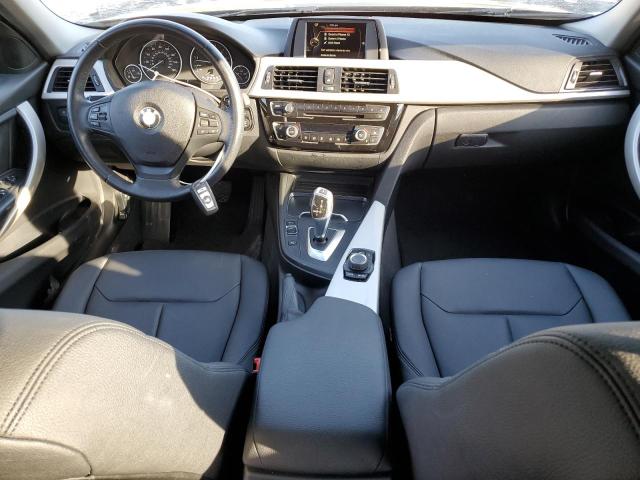 WBA8E5G34HNU43975 BMW 320 XI