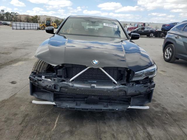 3MW5U7J07M8C01517 BMW M340I