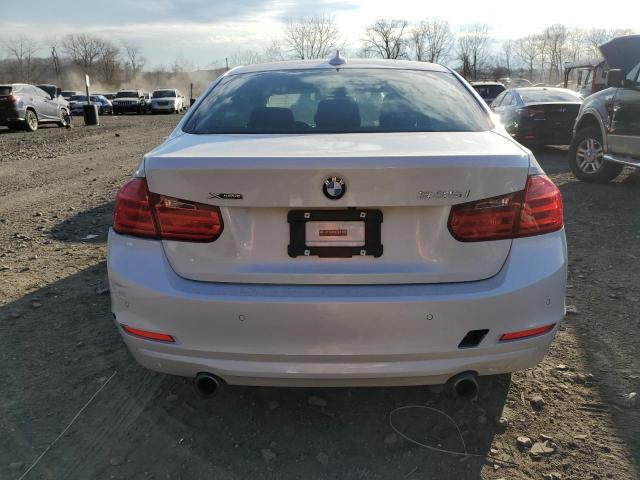 WBA3B9G53FNR93497 BMW 335 XI