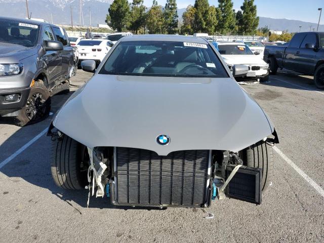 WBA13BK08NCK37052 BMW M550xi