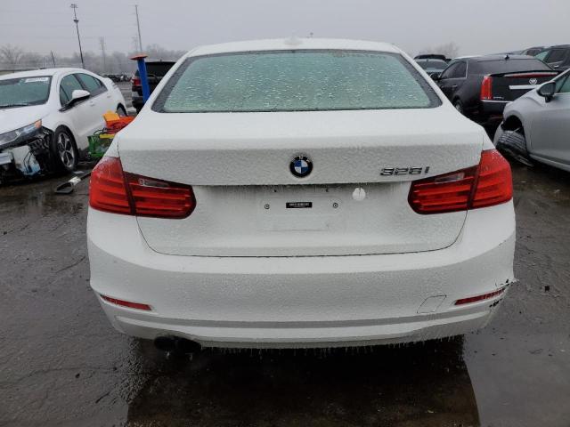 WBA3A5C52FF608748 BMW 328 I
