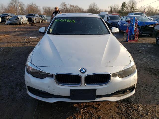 WBA8E5G53HNU22357 BMW 320 XI
