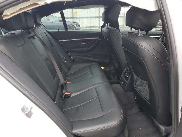 WBA8D9G55JNU71687 BMW 330 XI