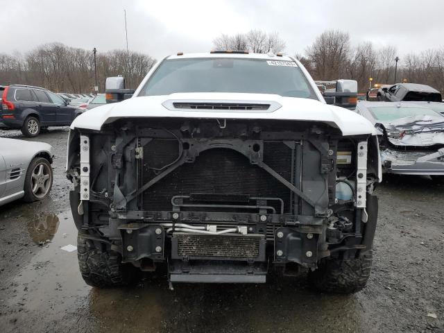 1GT42YEY8JF246575 GMC Sierra K3500 Denali