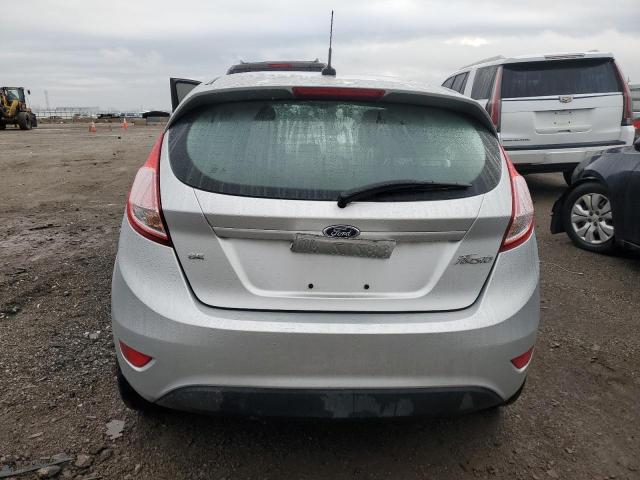 3FADP4EJ2JM101244 Ford FIESTA SE